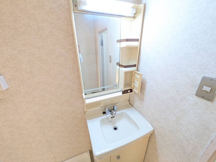物件内観写真10　(洗面)
