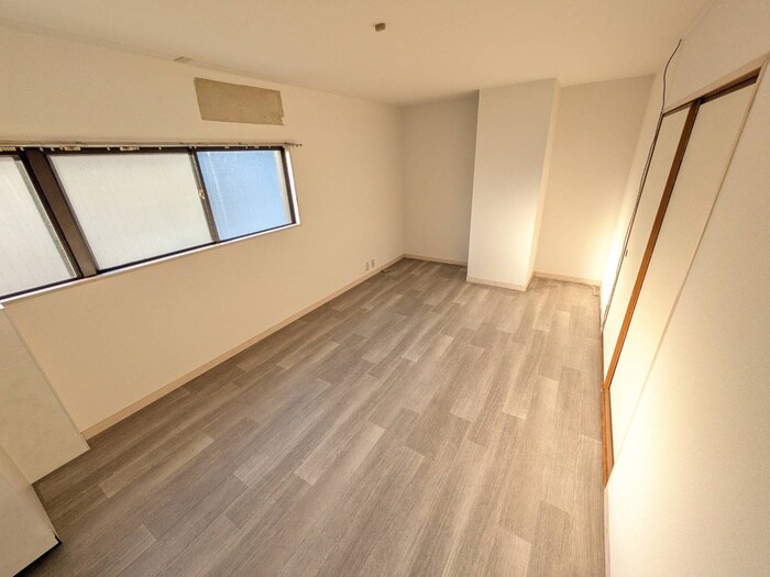 物件内観写真18　(居室)