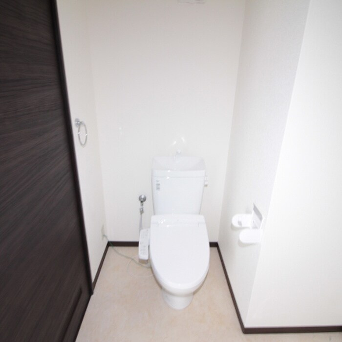 物件内観写真9　(トイレ)