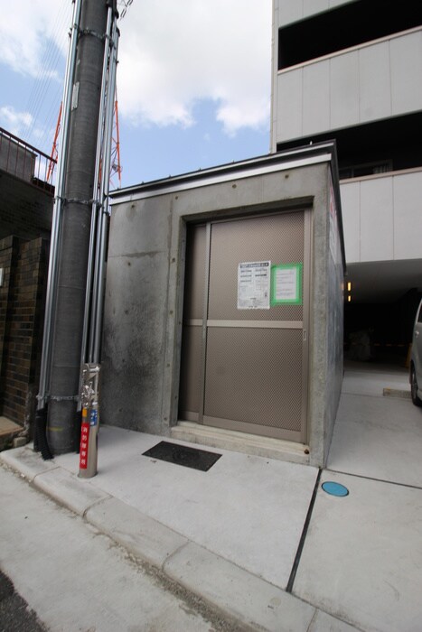 物件外観写真4　(建物設備)