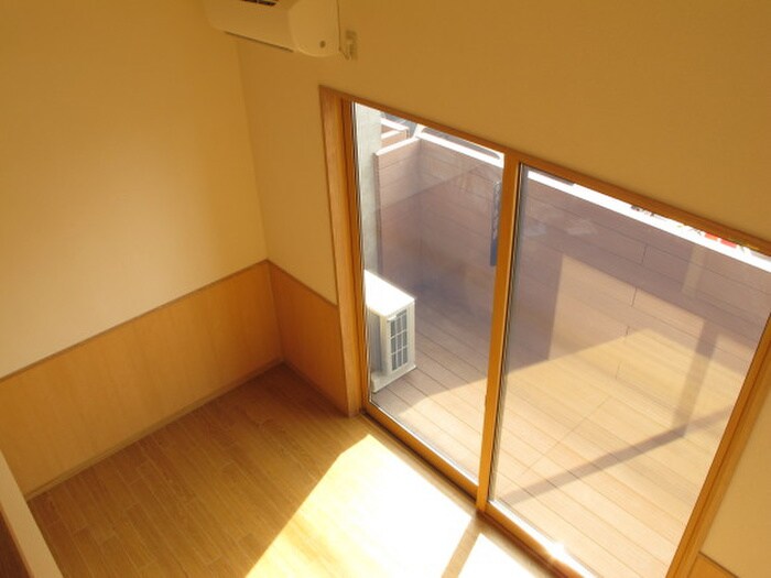 物件内観写真6　(居室)