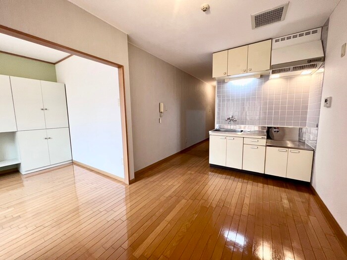 物件内観写真8　(居室)