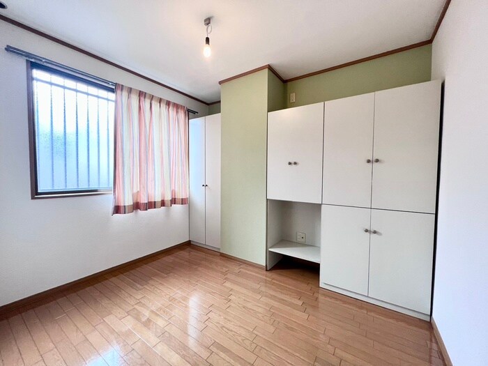 物件内観写真9　(居室)