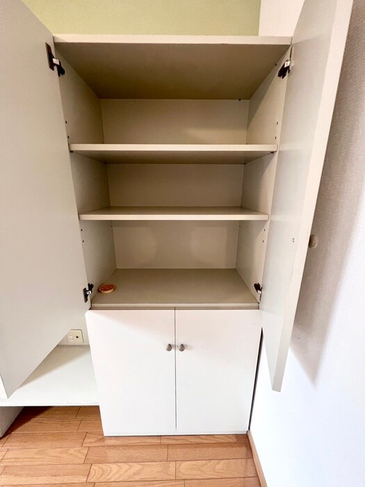 物件内観写真18　(収納)