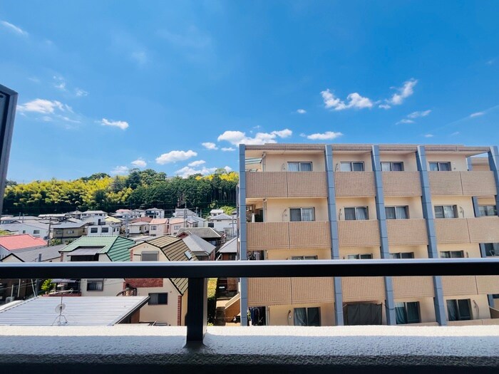 物件内観写真19　(室内からの展望)