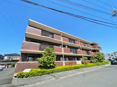 シャトーアルバⅡ外観写真
