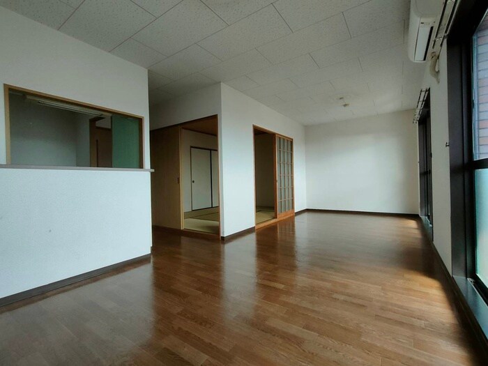 物件内観写真7　(居室)