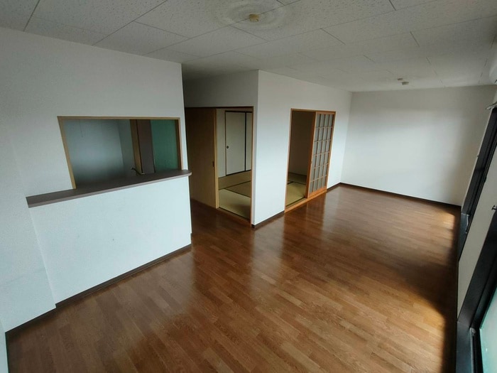 物件内観写真10　(居室)