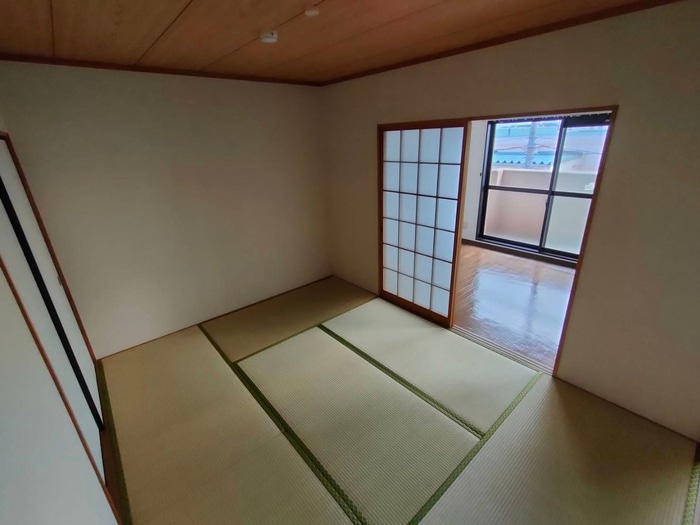 物件内観写真12　(居室)