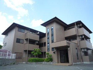 シャルム岡本外観写真