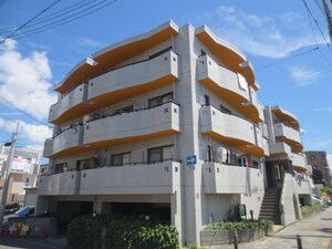 ラフォーレ豊里外観写真