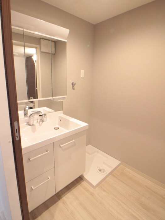 物件内観写真10　(洗面)