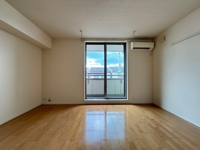 物件内観写真12　(居室)