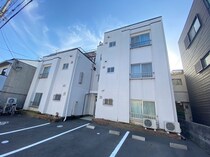 鴨戸ハイツの外観写真