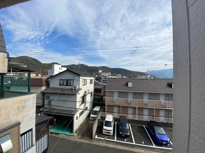 物件内観写真22　(室内からの展望)