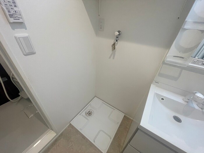 物件内観写真12　(洗濯機置場)