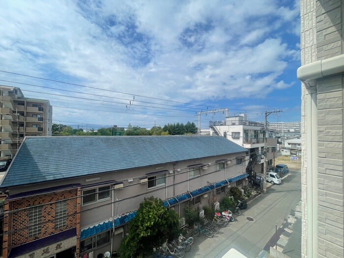 物件内観写真16　(室内からの展望)