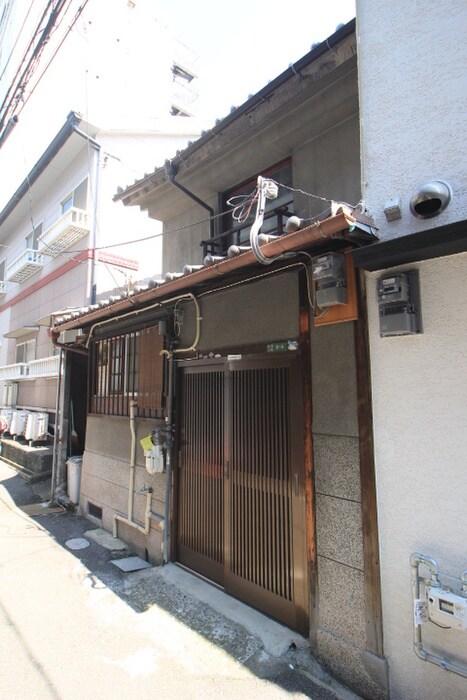 物件外観写真3　(外観写真)