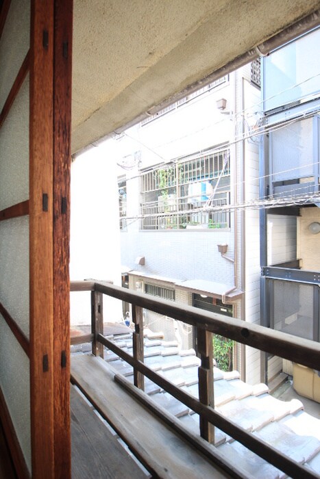 物件内観写真9　(室内からの展望)