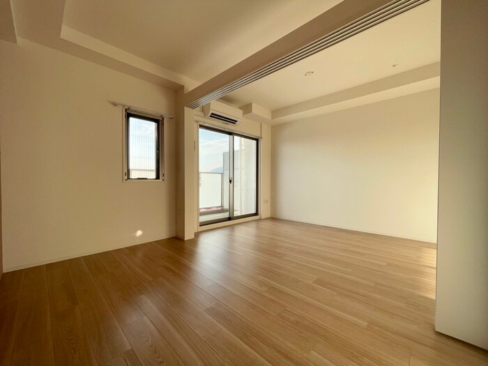 GENOVIA神戸新開地駅前の居室