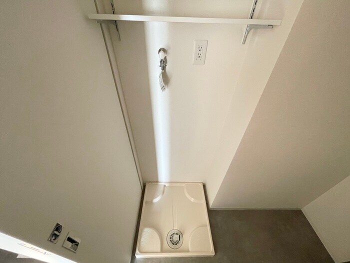 GENOVIA神戸新開地駅前の洗濯機置場