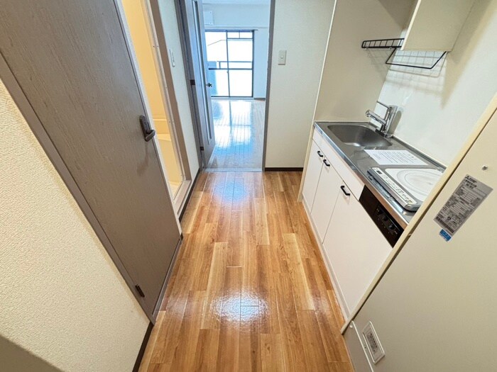 物件内観写真17　(廊下)