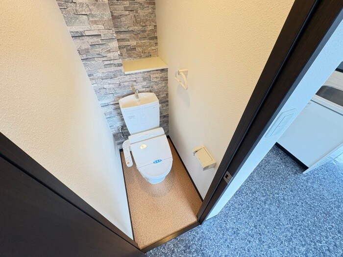 物件内観写真13　(トイレ)