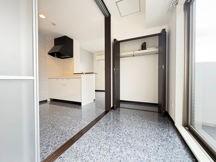 物件内観写真16　(居室)