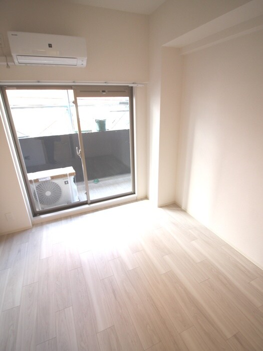 物件内観写真11　(居室)