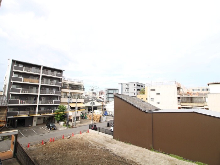 物件内観写真21　(室内からの展望)