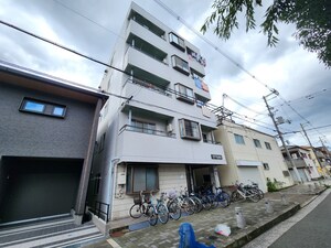ロイヤル今川外観写真
