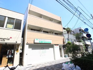 サンロ－ズ外観写真