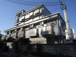 サニーコートＡＹＡＮＩ外観写真