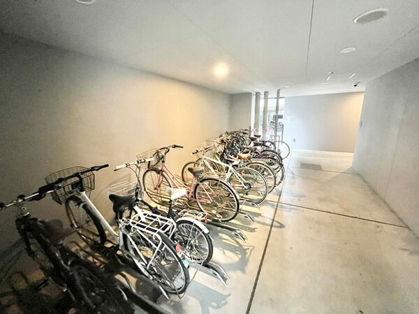駐輪場