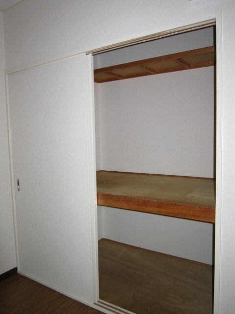 物件内観写真9　(収納)