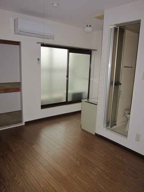 物件内観写真13　(居室)