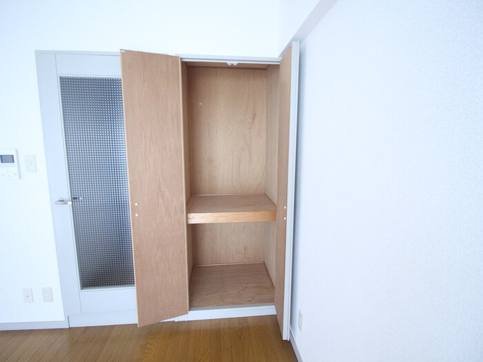 物件内観写真11　(収納)