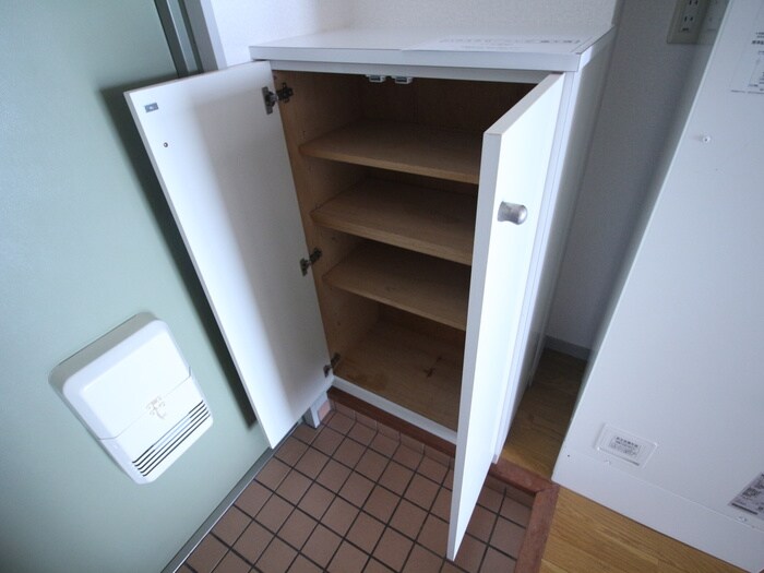 物件内観写真16　(靴箱)