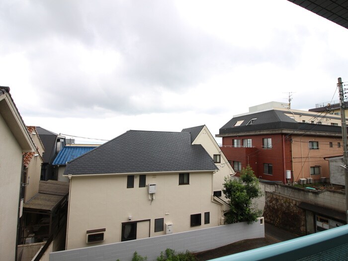 物件内観写真16　(室内からの展望)