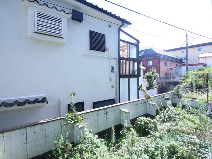 物件内観写真18　(室内からの展望)