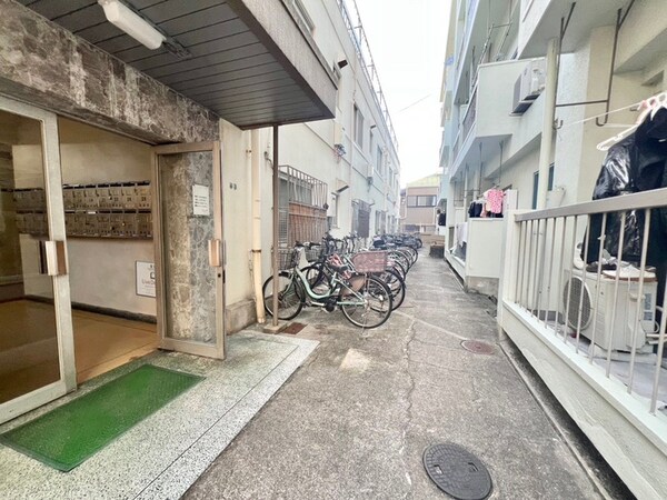 駐輪場
