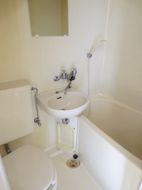 バス／シャワールーム等