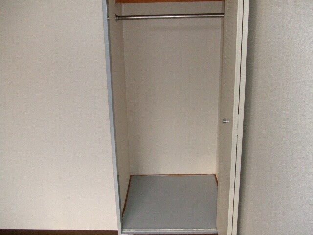 物件内観写真17　(収納)