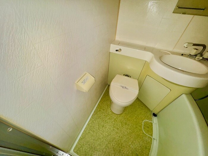 物件内観写真11　(トイレ)