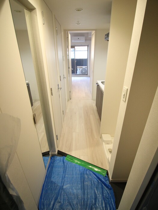 ﾌﾟﾚｻﾝｽ東三国駅前ｸﾞﾗﾝｸﾗｽ(1105)の廊下