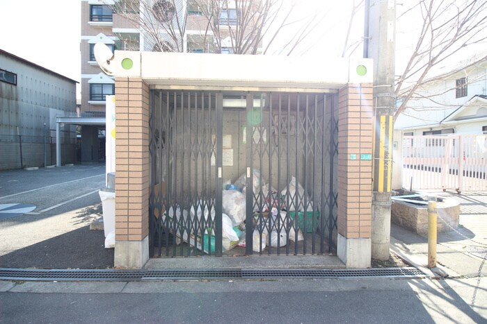 物件外観写真6　(建物設備)