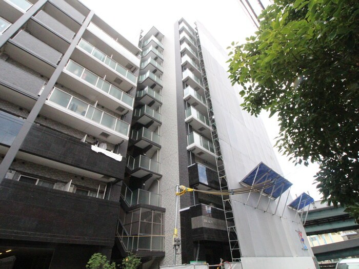 物件外観写真2　(建築中)