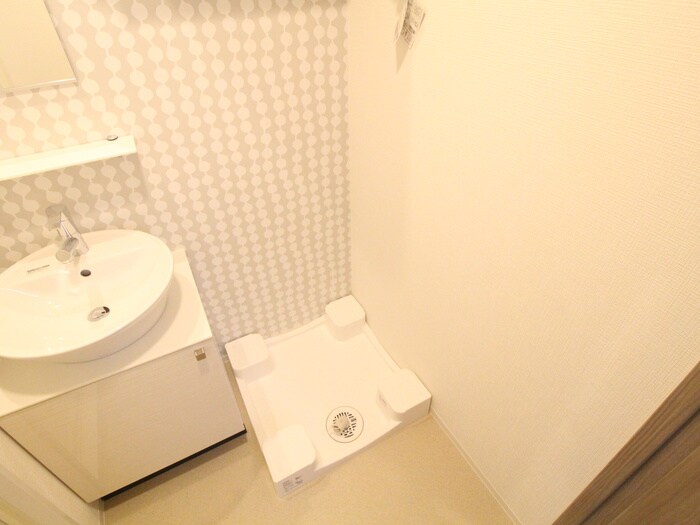 物件内観写真16　(洗濯機置場)