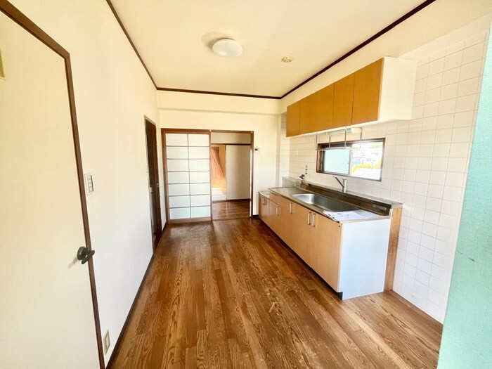 物件内観写真8　(居室)