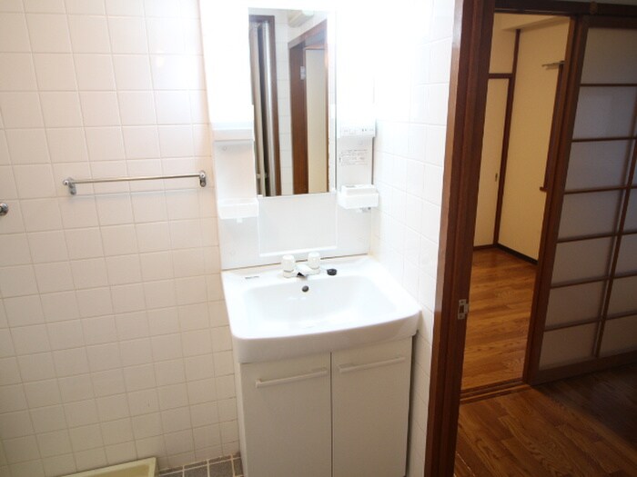 物件内観写真9　(洗面)